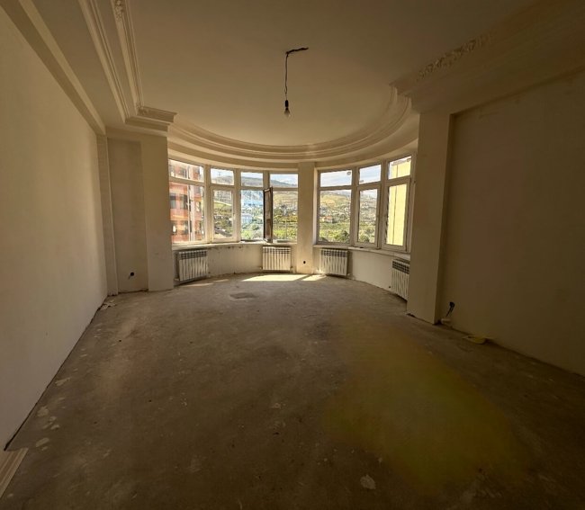 Трехкомнатная квартира в Дербенте